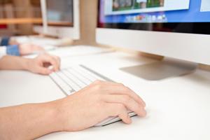 Webシステムでカスタマーサービス業務の効率化